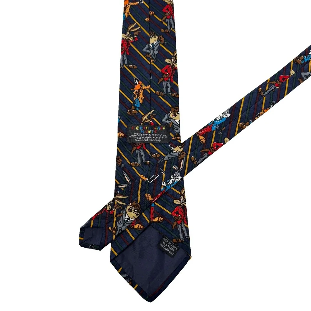 LOONEY TUNES 1995 Mania Tie Bugs Bunny Taz Daffy Wile E Coyote Vintage